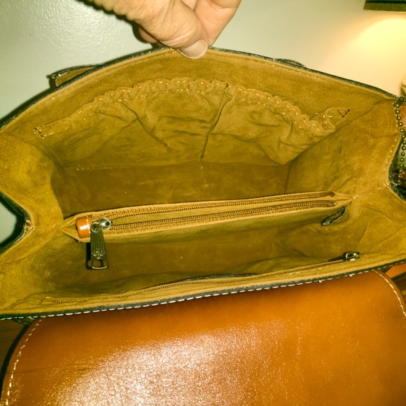 Patricia Nash 10th Anniversary Leandra leather crossbody bag - Picture 16 of 16